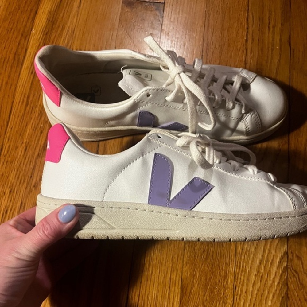 COPY - Veja size 41/10 limited edition from Madewell